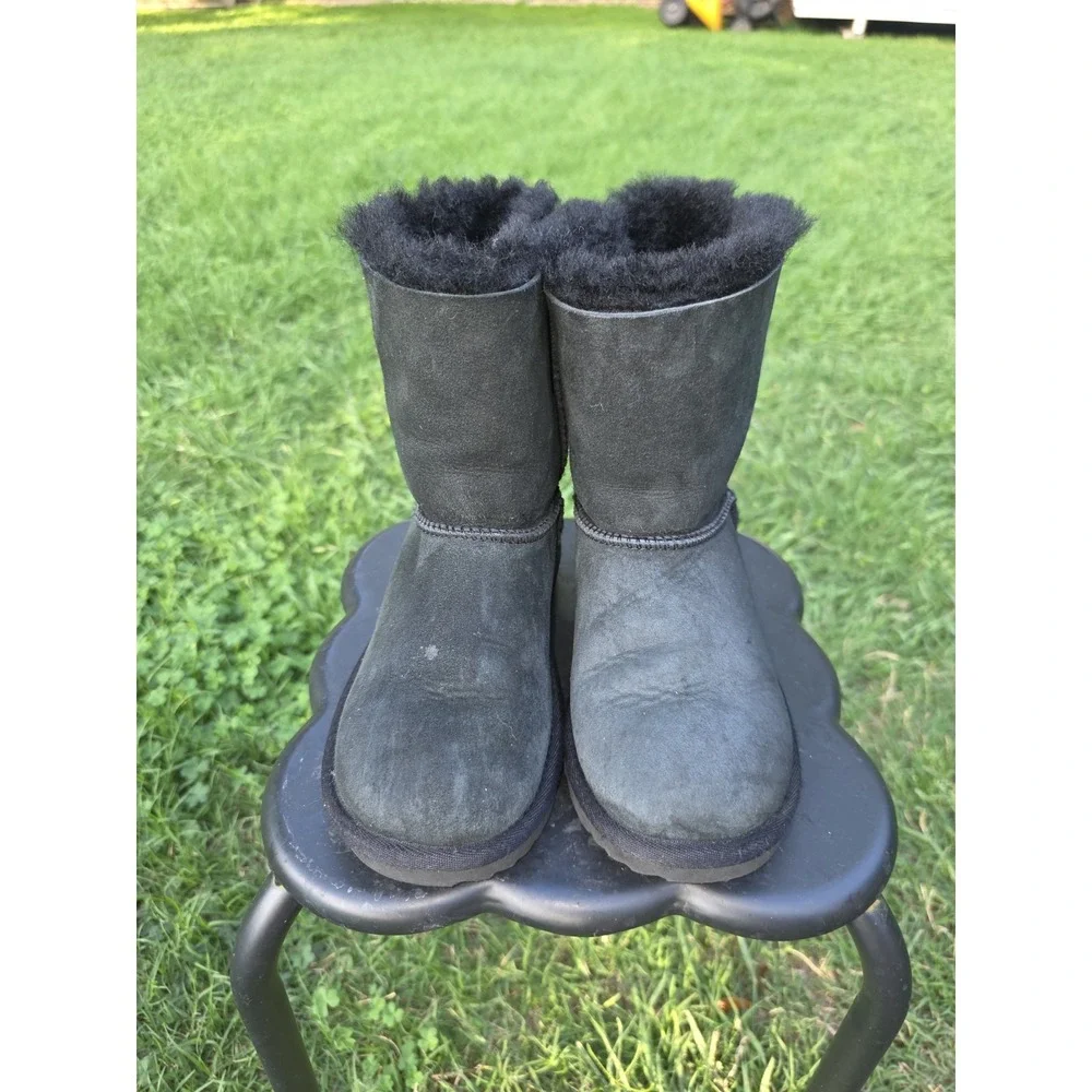 UGG Bailey Bow II Black Suede Sheepskin Boots Double Ribbon Back 1016225